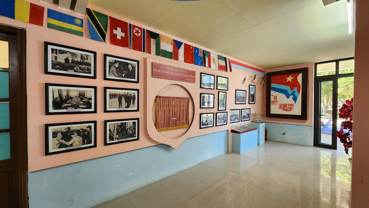 Đến nay, nhiều hình ảnh ghi lại hoạt động của Chính phủ cách mạng lâm thời cộng hòa miền Nam Việt Nam được trưng bày trong Khu di tích.