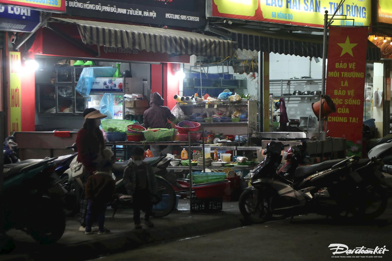 lấn chiếm29