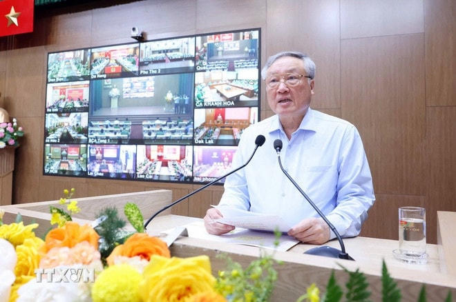 Phó Thủ tướng Thường trực Nguyễn Hòa Bình, Chủ tịch Hội đồng tư vấn đặc xá phát biểu chỉ đạo. (Ảnh: Phạm Kiên/TTXVN) ttxvn-bo-cong-an-tong-ket-cong-tac-dac-xa-2.jpg