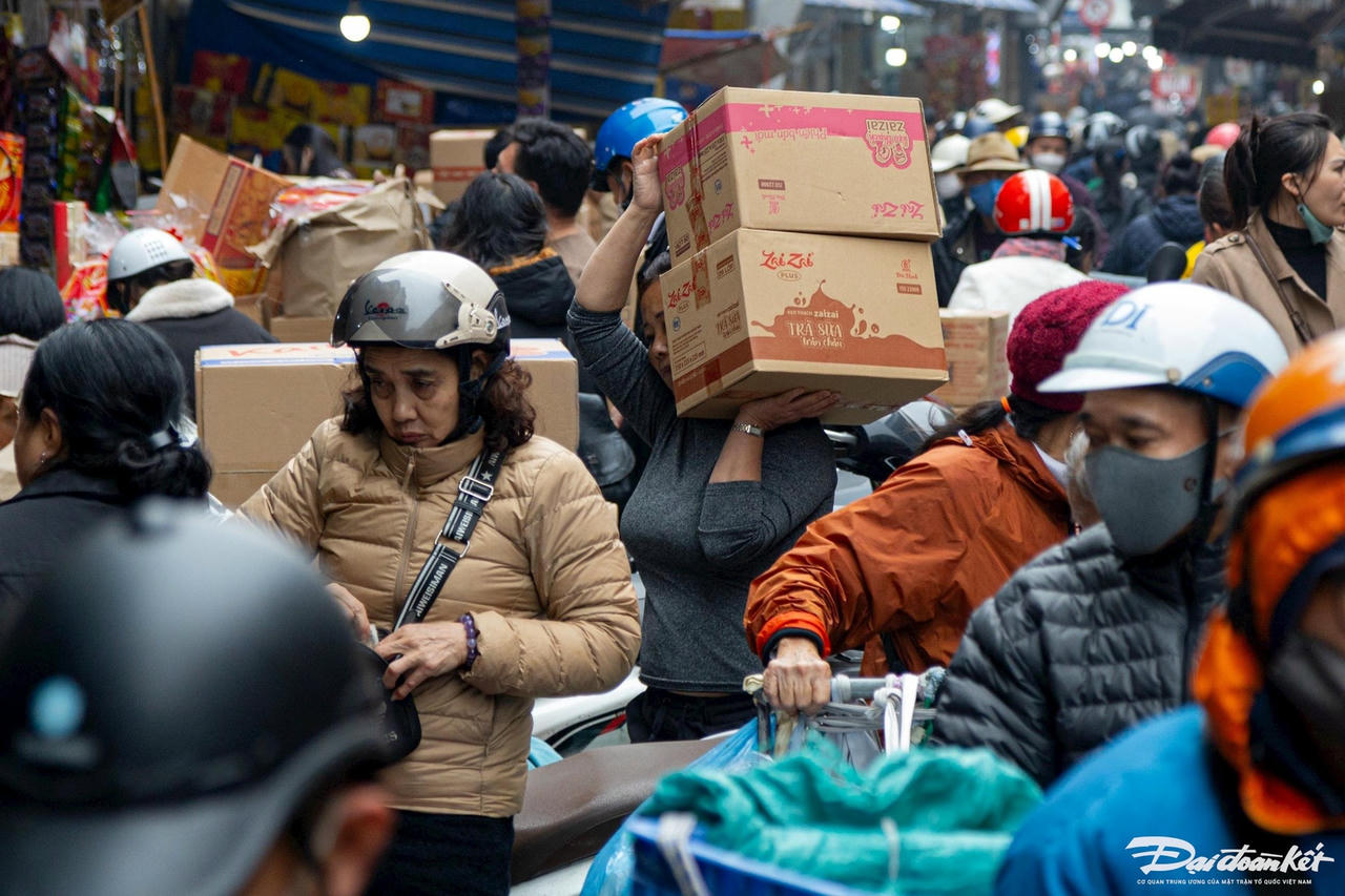 W_pho_banh_keo-le-khanh24.jpg