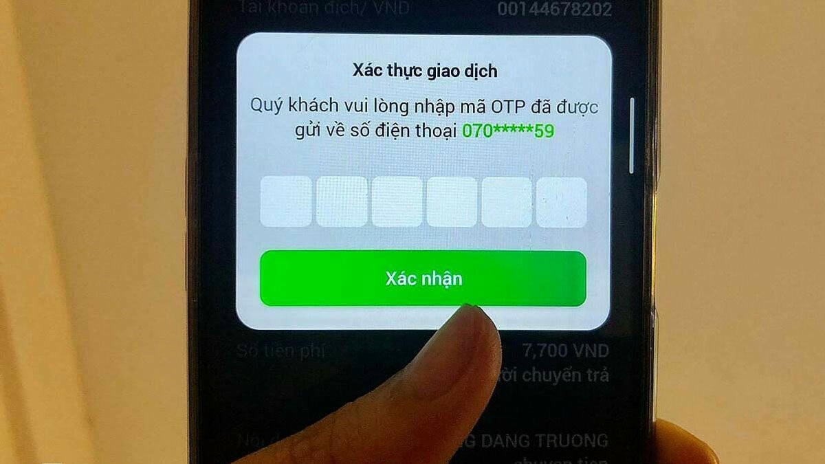 Nếu mã OTP được cung cấp cho người khác, tính bảo mật sẽ không được đảm bảo, các lợi ích không được đảm bảo. Ảnh minh hoạ