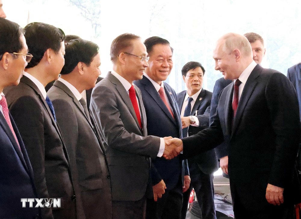 TTXVN_2006TongbithuTongthongVietnamNga6.jpg