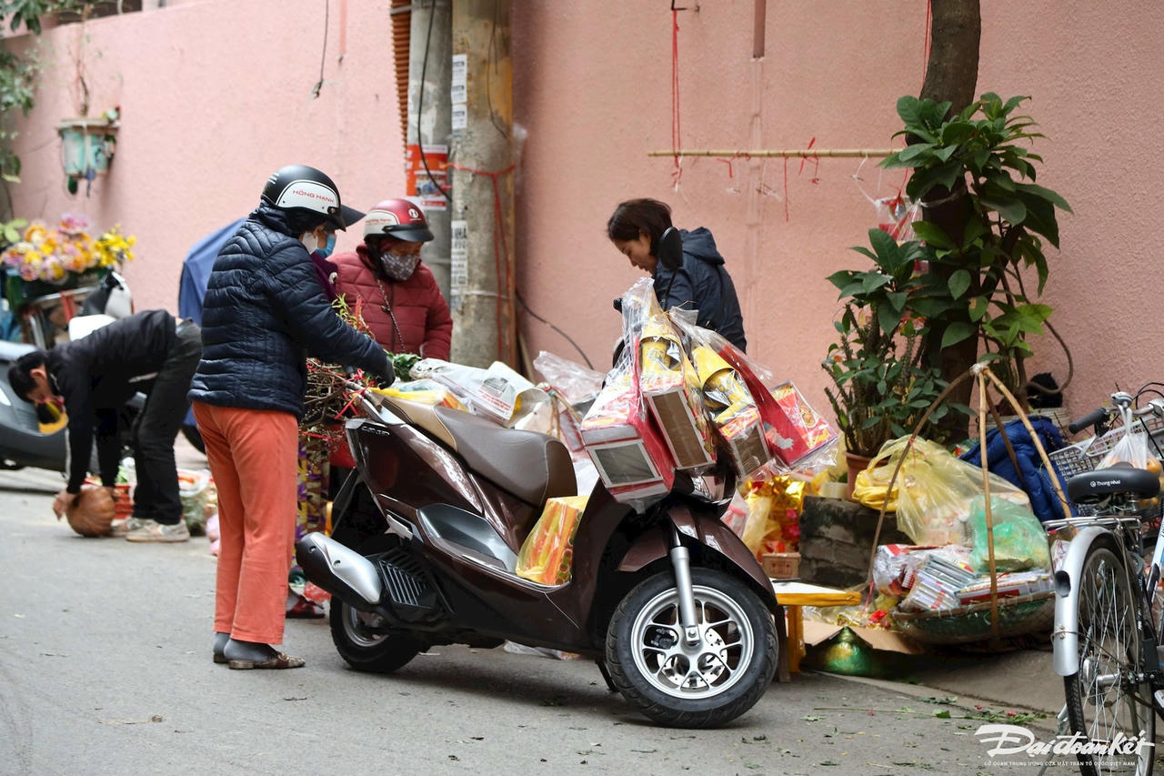 W_cho_ram-le-khanh5.jpg