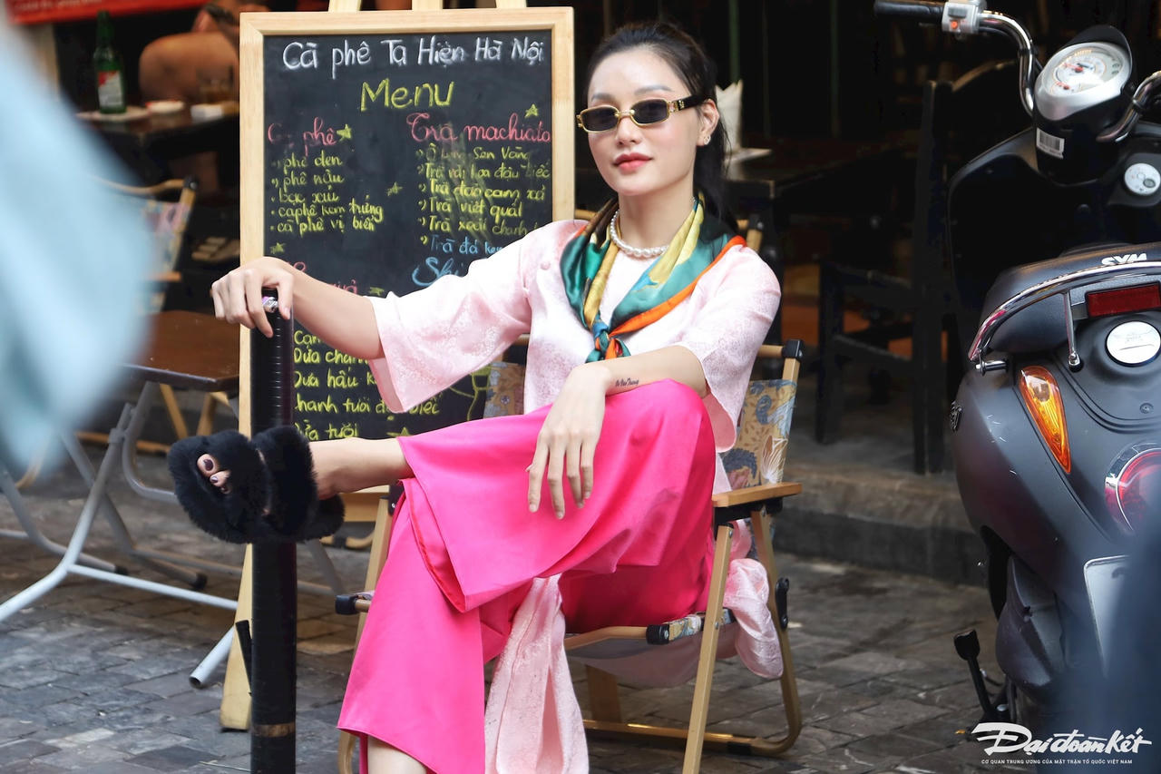 W_nang_tho_mac_ao_dai-le-khanh8.jpg