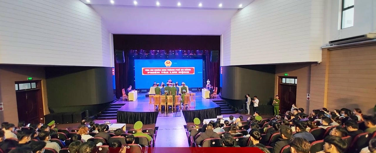 a.-quang-canh-xet-xu.jpg