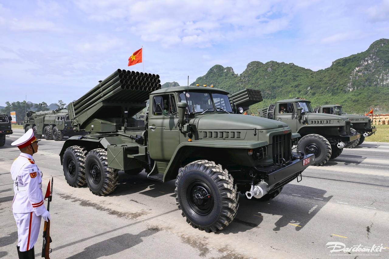 vinh6230.jpg