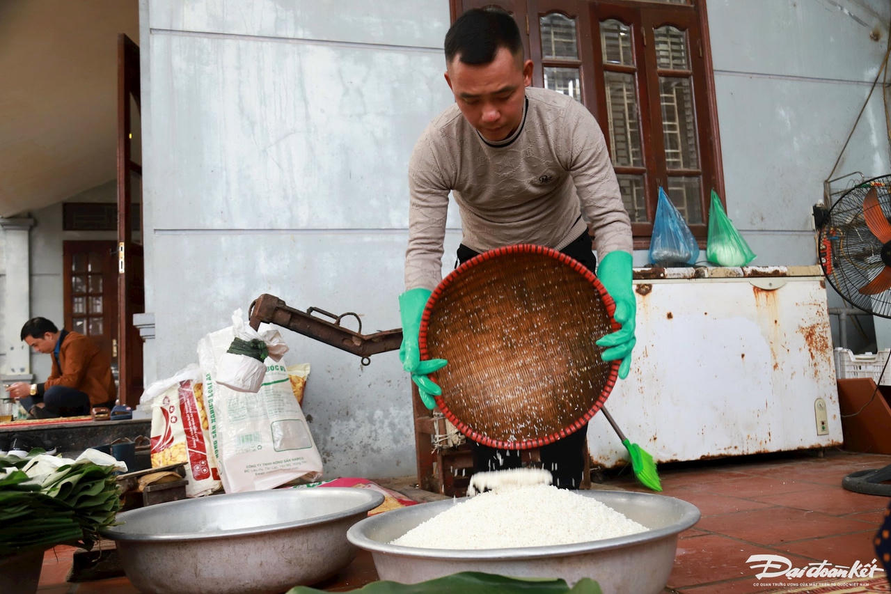 W_banh_chung_tranh_khuc-le-khanh23.jpg