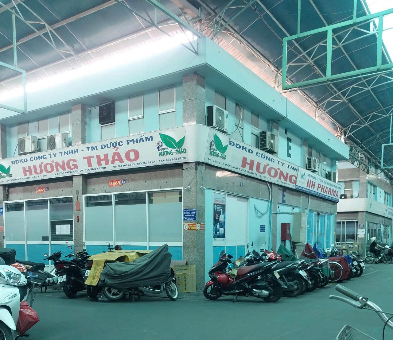 Việc đóng cửa các ki-ốt trong lúc 