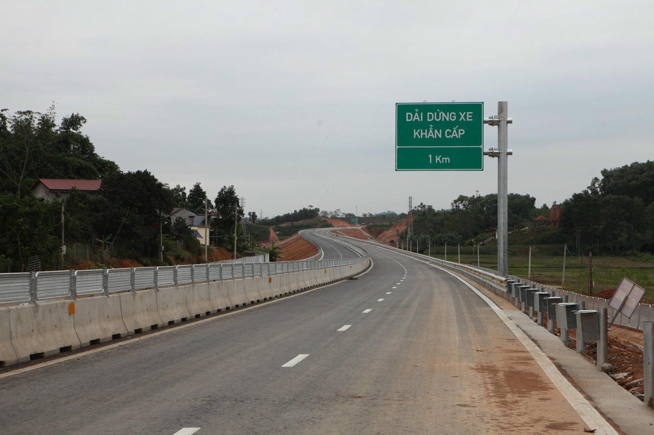 xuyen-dem-12.jpg