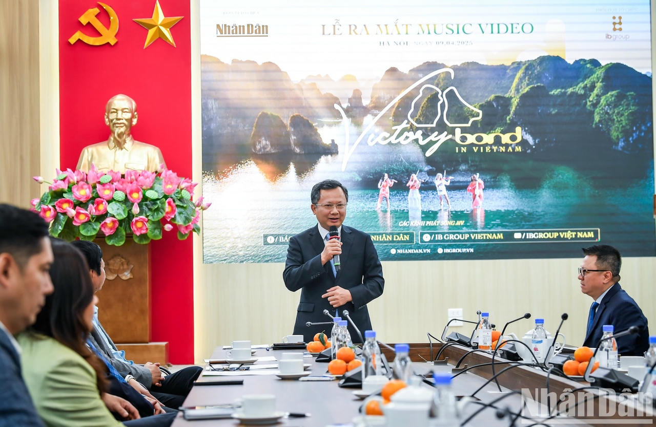 Ra mắt MV