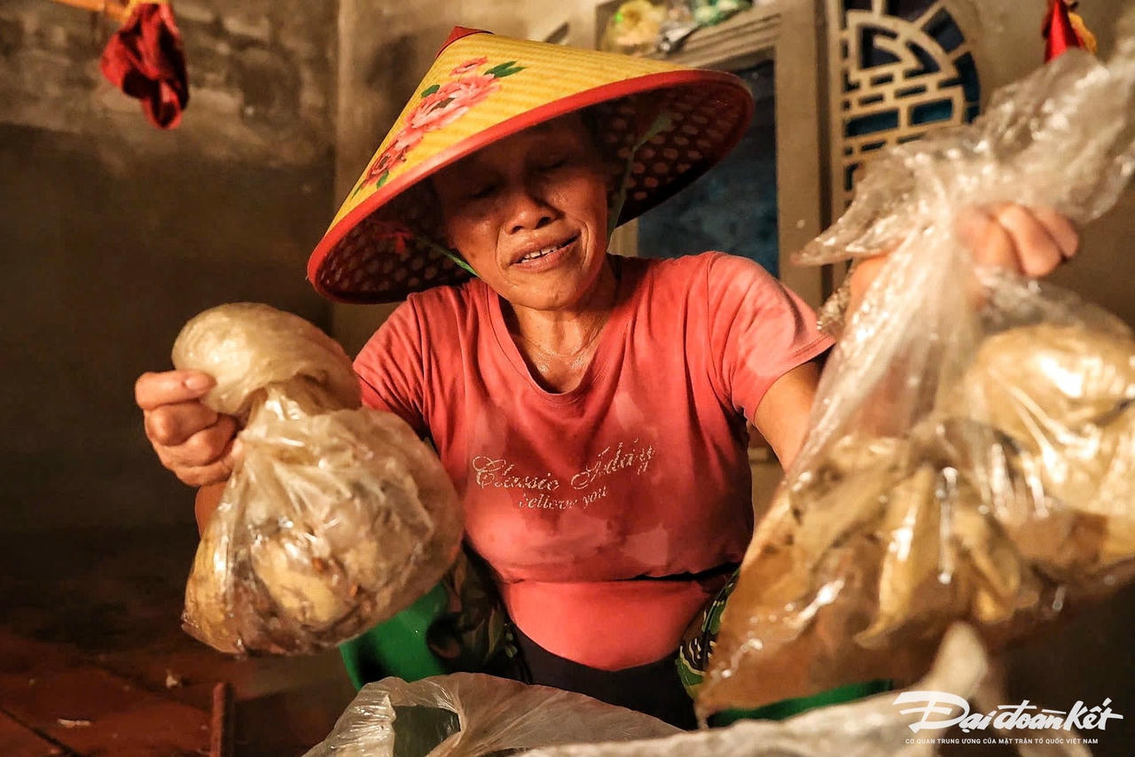 nuoc_rut_le-khanh13.jpg