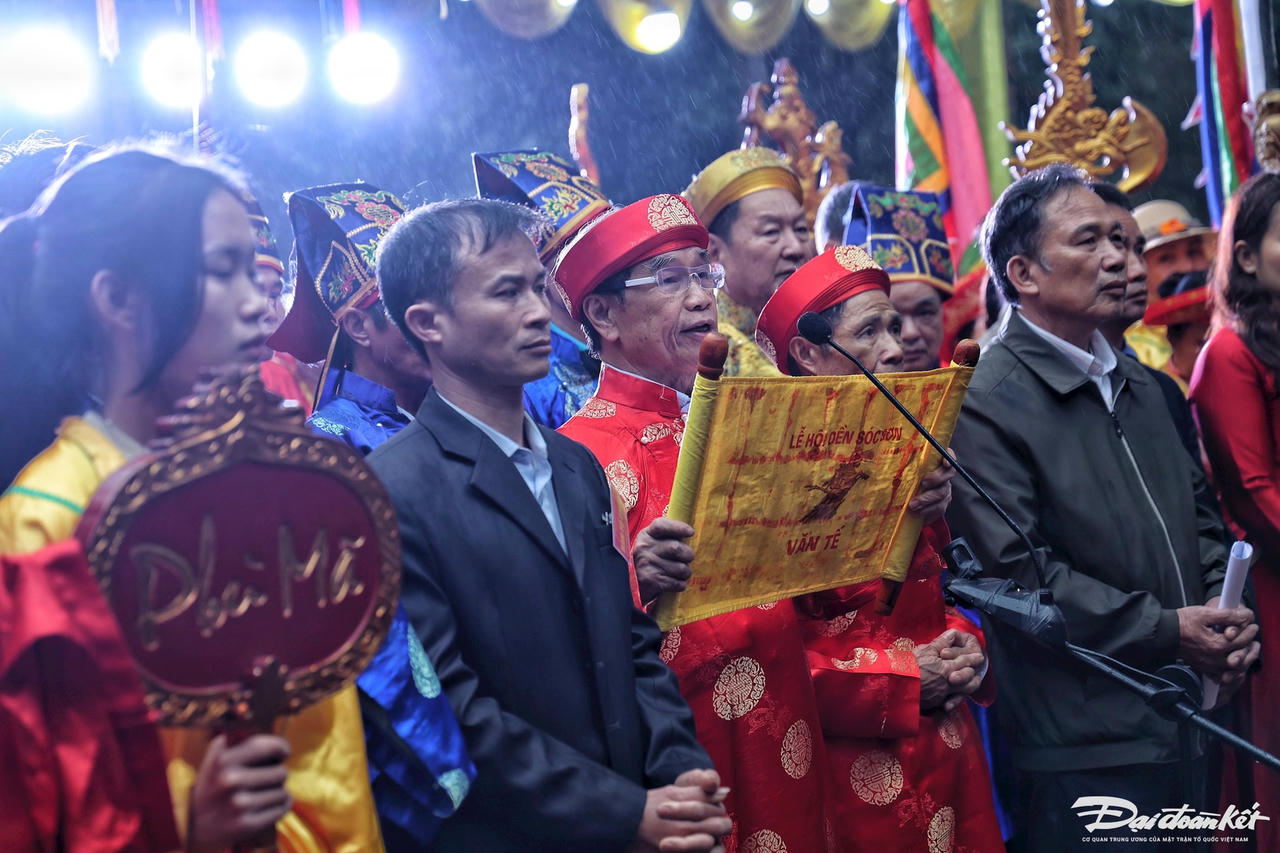 W_hoi_giong_soc_son-le-khanh4.jpg