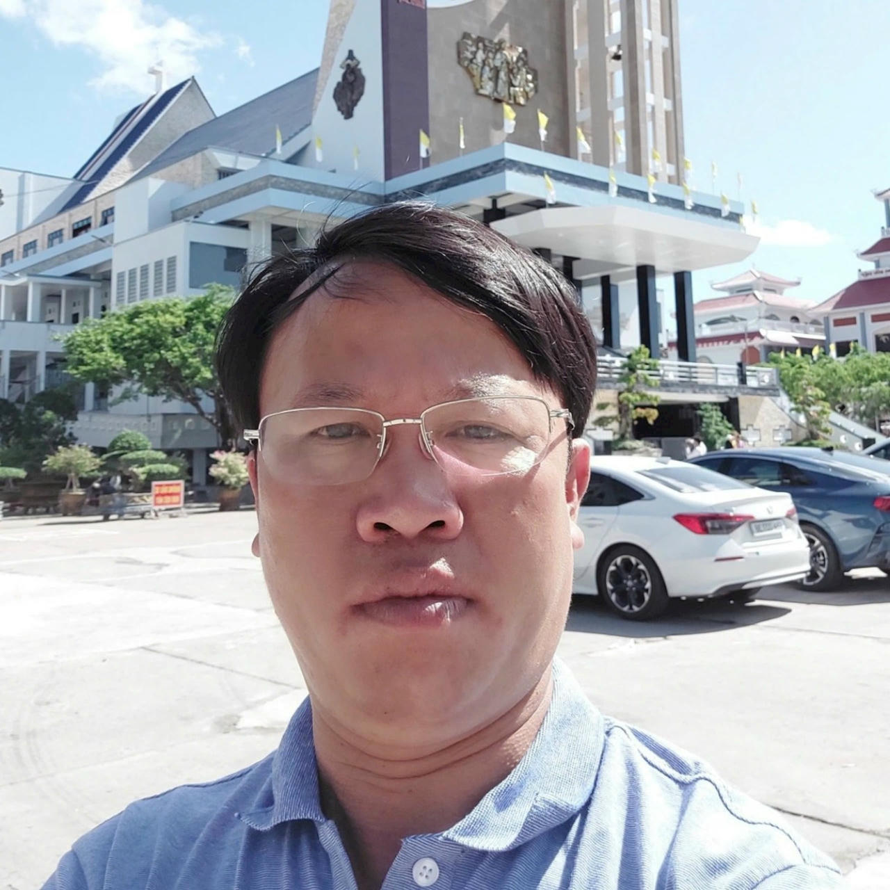 Vinh Hoang