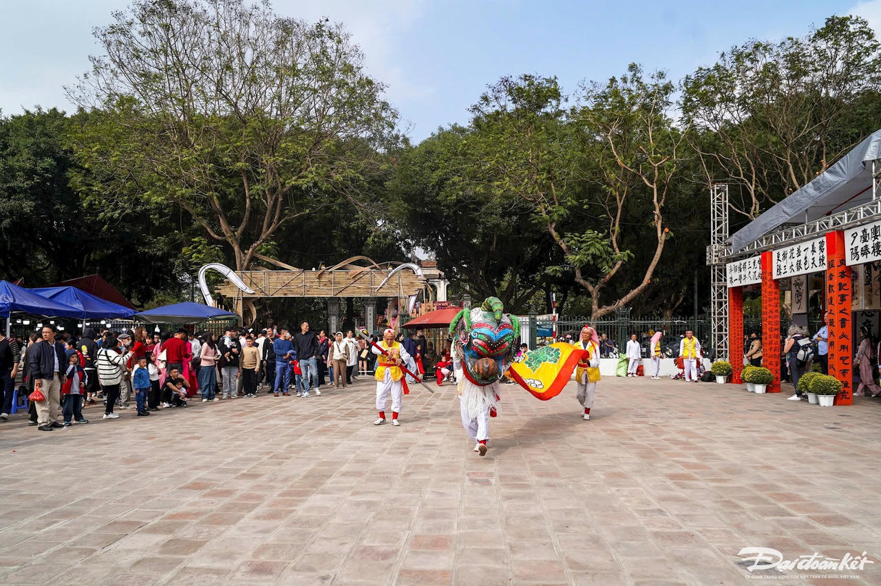 van_mieu-le-khanh12.jpg