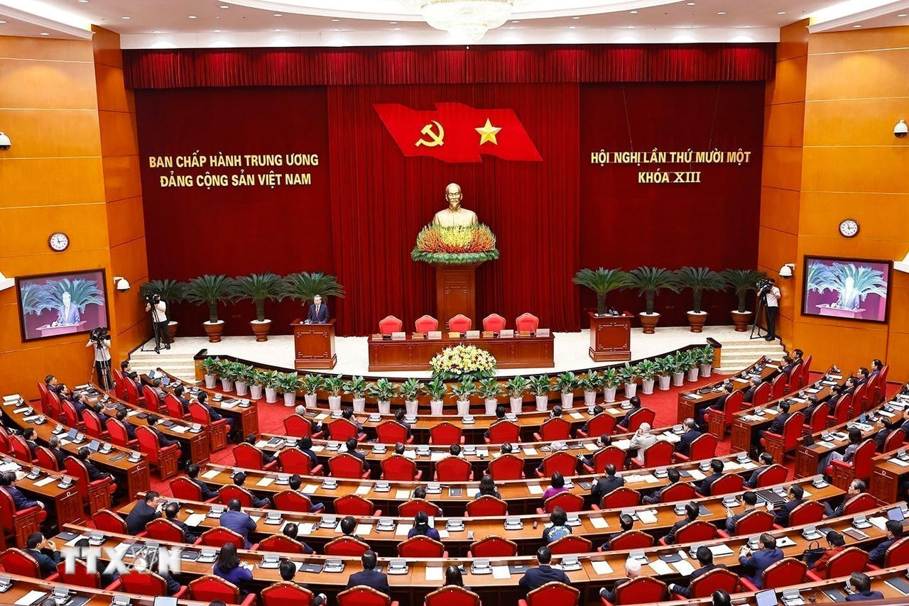 Toàn cảnh Hội nghị lần thứ 11 Ban Chấp hành Trung ương Đảng khóa XIII. (Ảnh: Doãn Tấn/TTXVN) ttxvn-hoi-nghi-11.jpg
