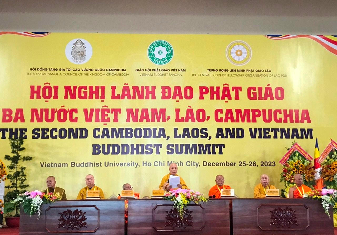 2.dai-dien-lanh-dao-phat-giao-3-nuoc-viet-nam-lao-campuchia-chu-tri-hoi-nghi..jpg