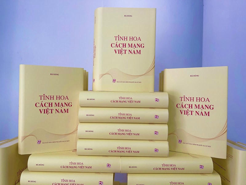 Lễ ra mắt cuốn sách