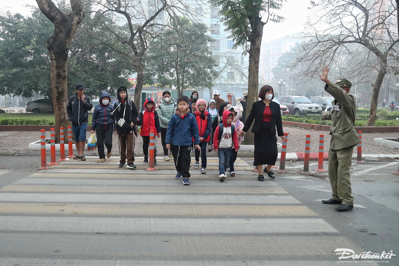 W_cam_xe_o_to-le-khanh3.jpg