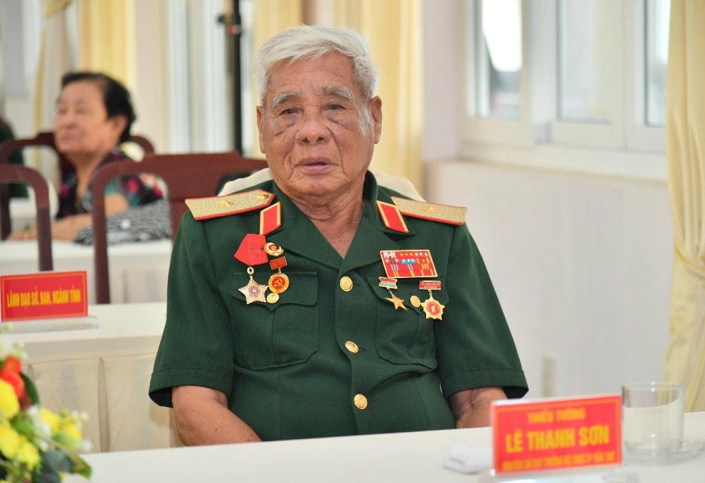 bai chinh