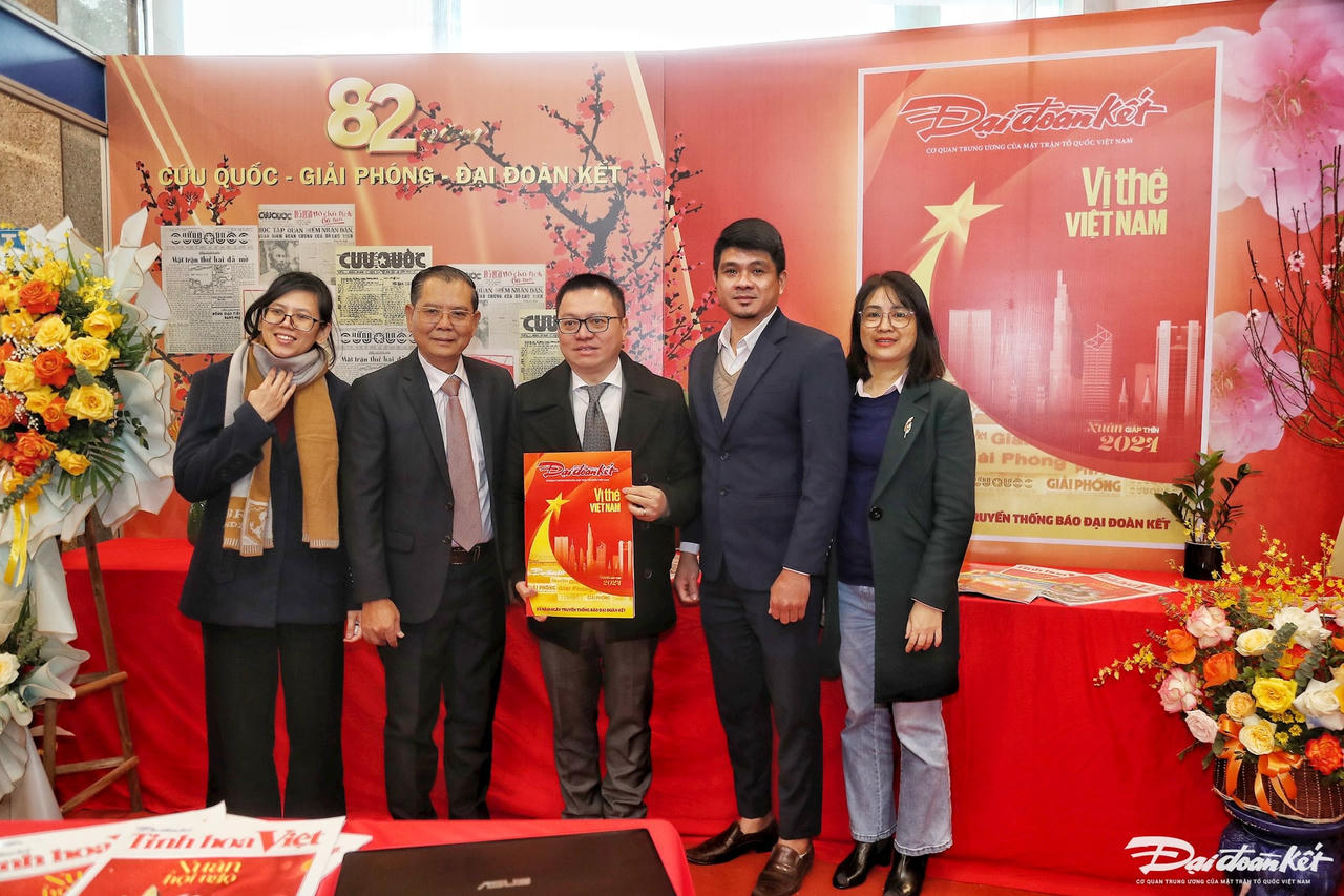 W_bao_xuan-le-khanh16.jpg