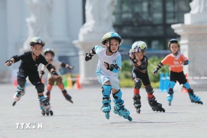 ttxvn-truot-patin-thanh-nien-viet-nam.jpg