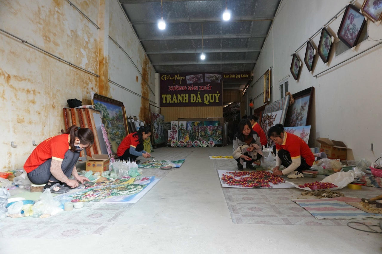 tranh-da-quy.jpg