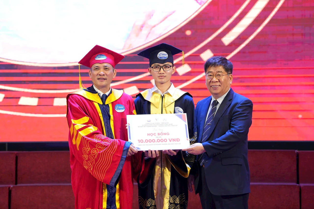 sv thủ khoa