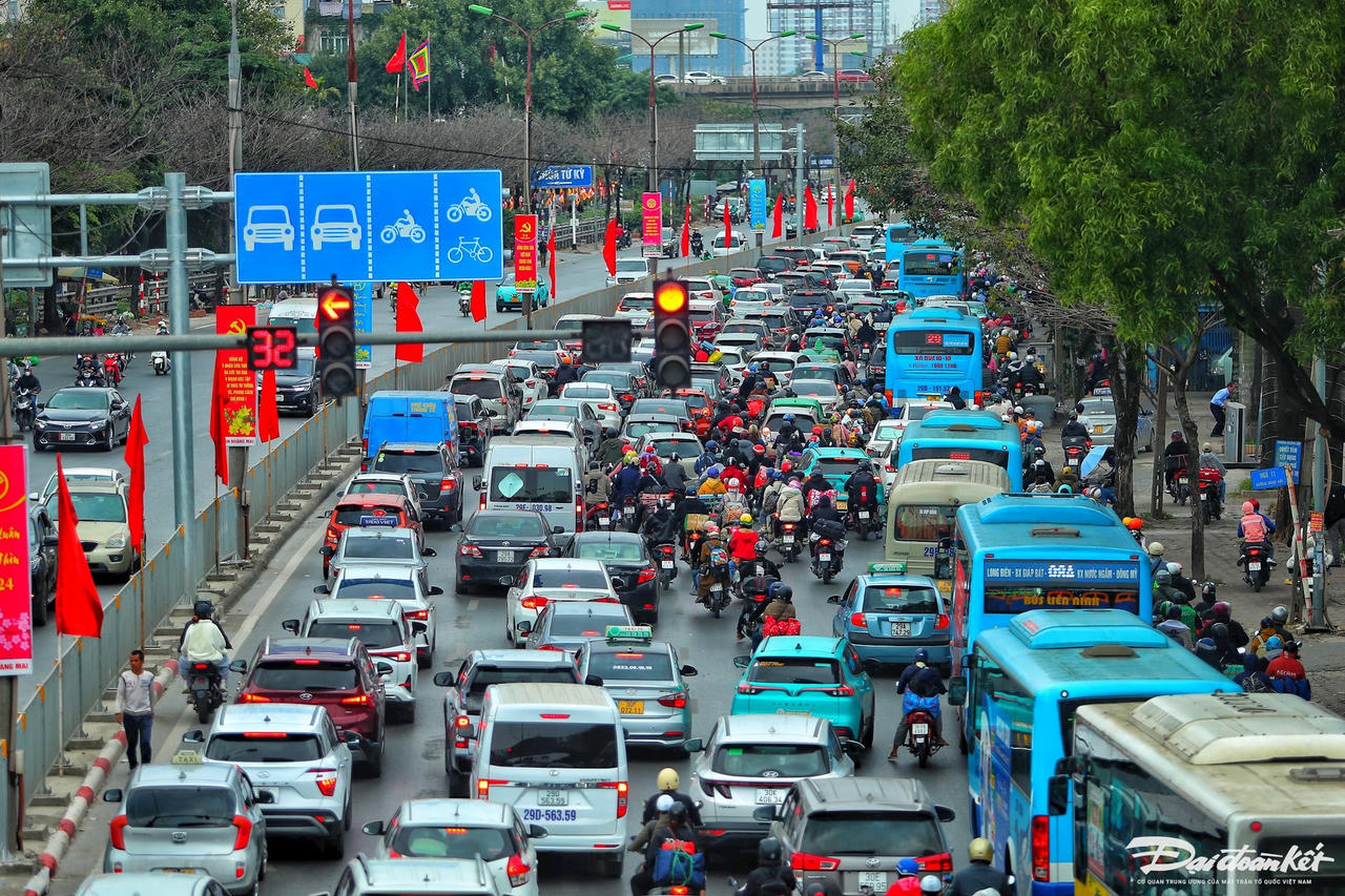 W_un_tac-le-khanh3.jpg