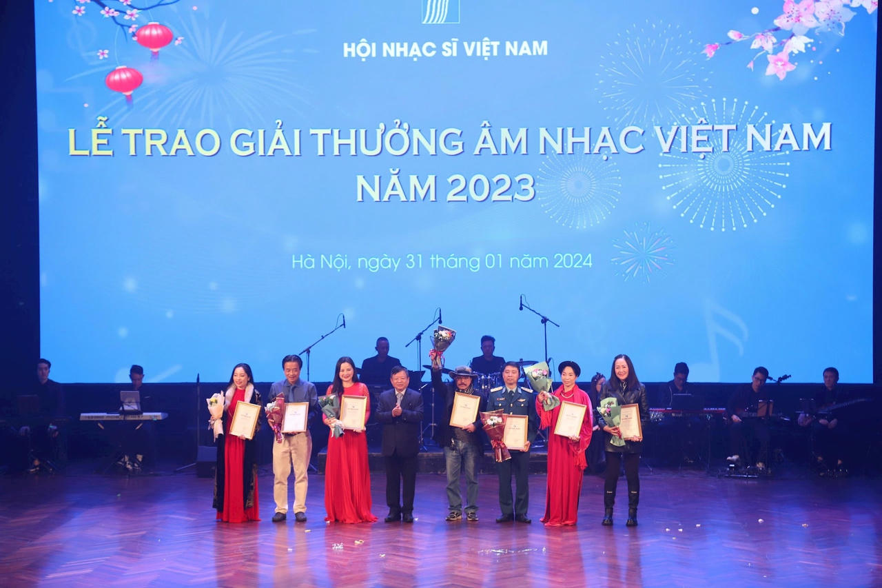 z5122940816977_da14282ed7037a34ed9833b98c63f278.jpg