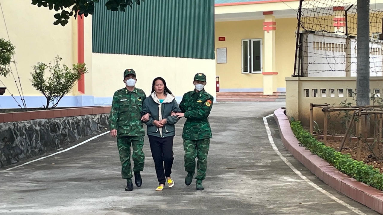ap-giai-doi-tuong-sung-thi-chu-ve-tru-so-de-lam-viec.jpg