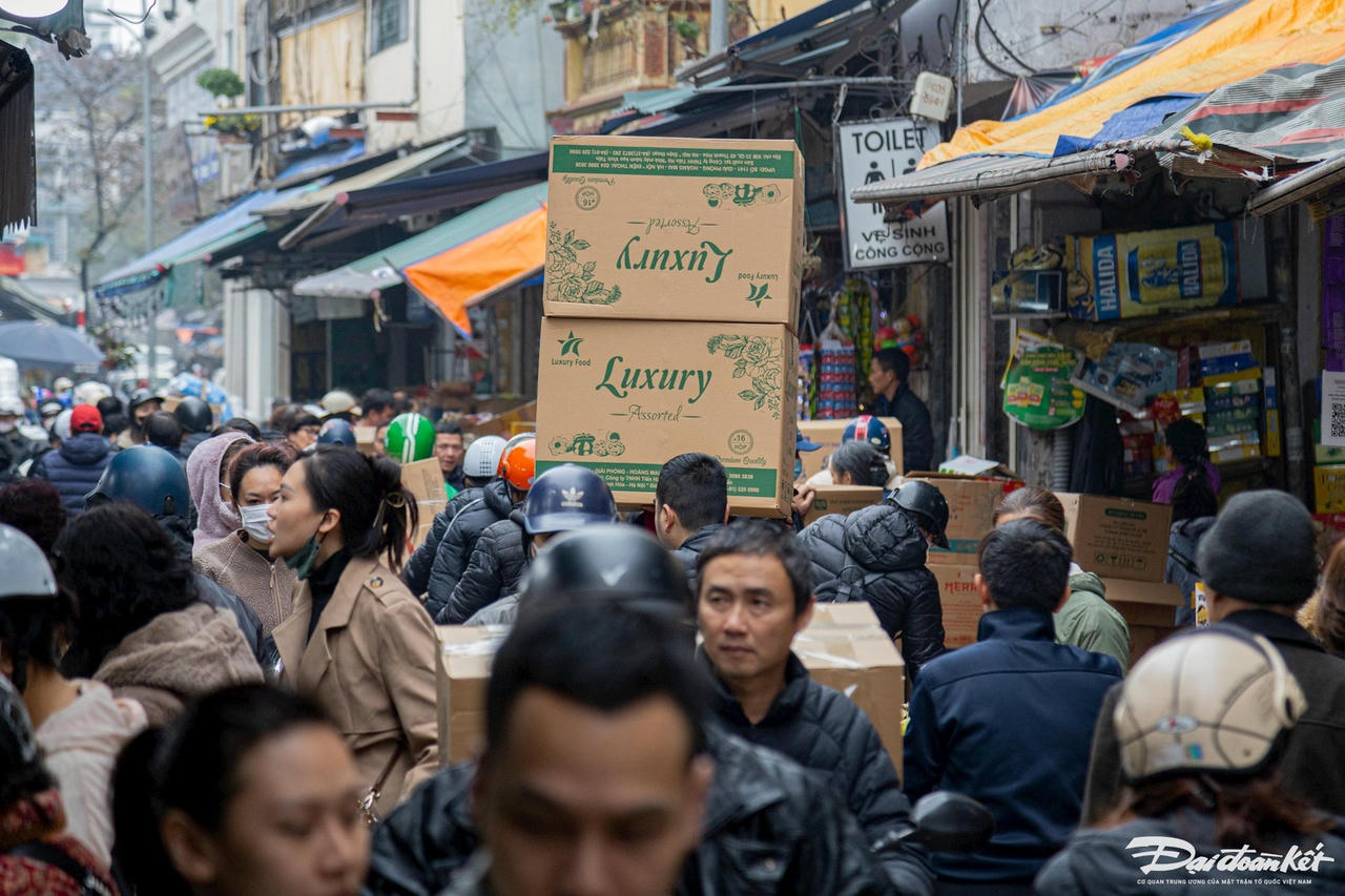 W_pho_banh_keo-le-khanh25.jpg