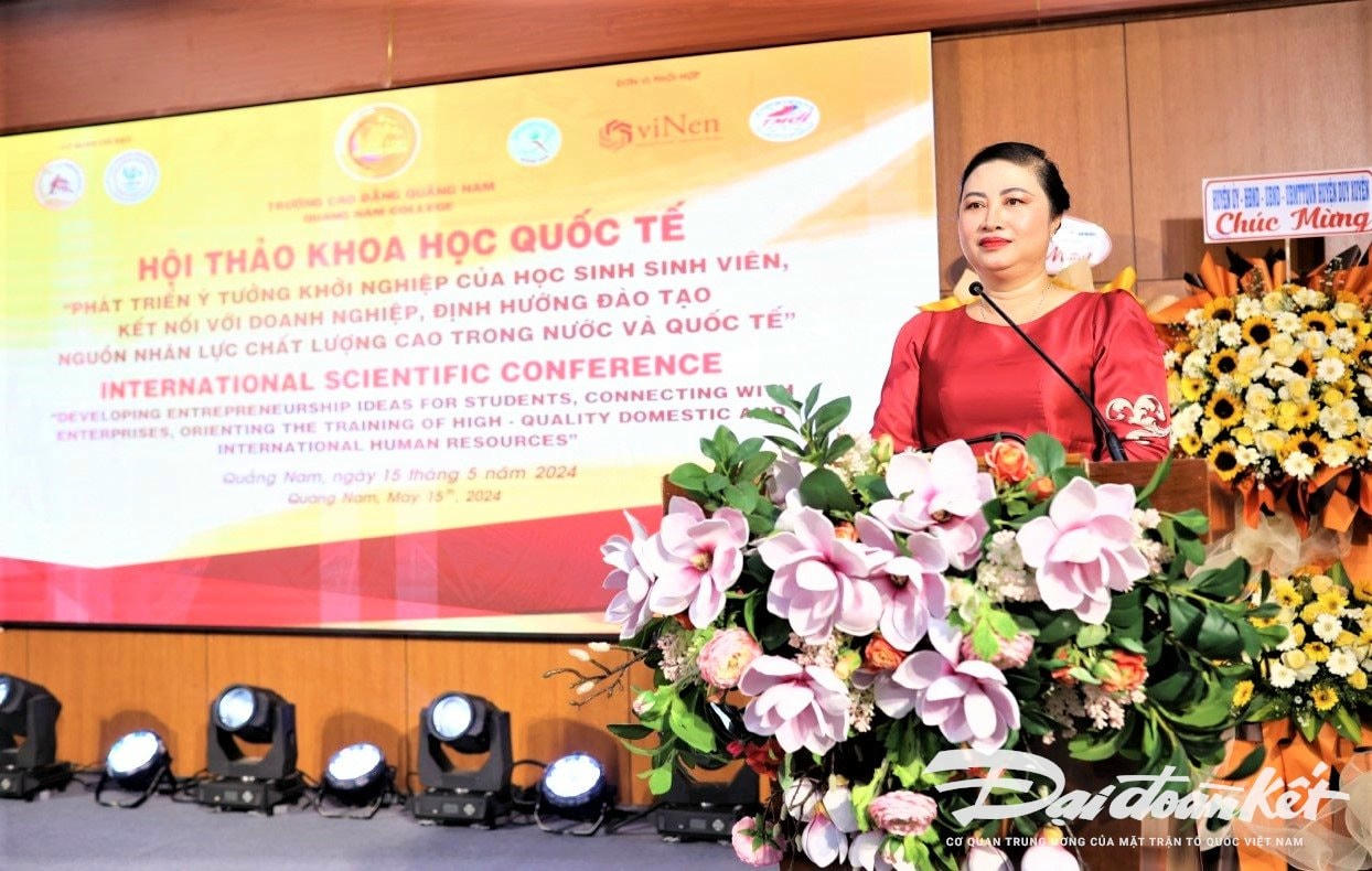 hoi-thao-1.jpg