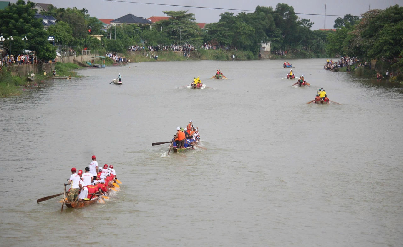 dua-thuyen-2.jpg