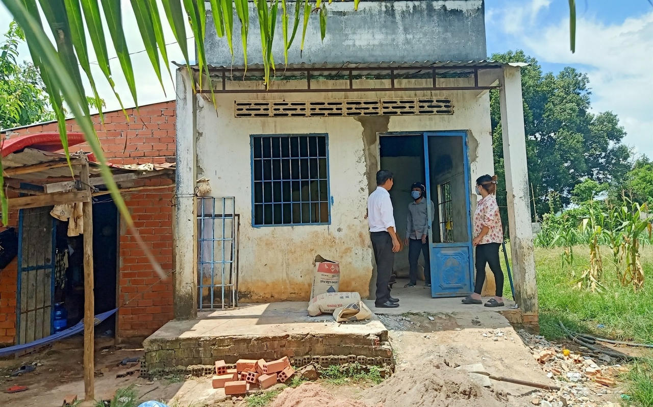 Căn nhà đang ang được hỗ trợ sửa chữa từ nguồn kinh phí Chương trình MTQG 1719.