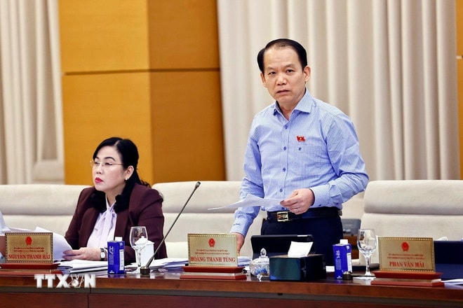 Chủ nhiệm Ủy ban Pháp luật và Tư pháp Hoàng Thanh Tùng phát biểu. (Ảnh: Doãn Tấn/TTXVN) ttxvn-hoang-thanh-tung.jpg