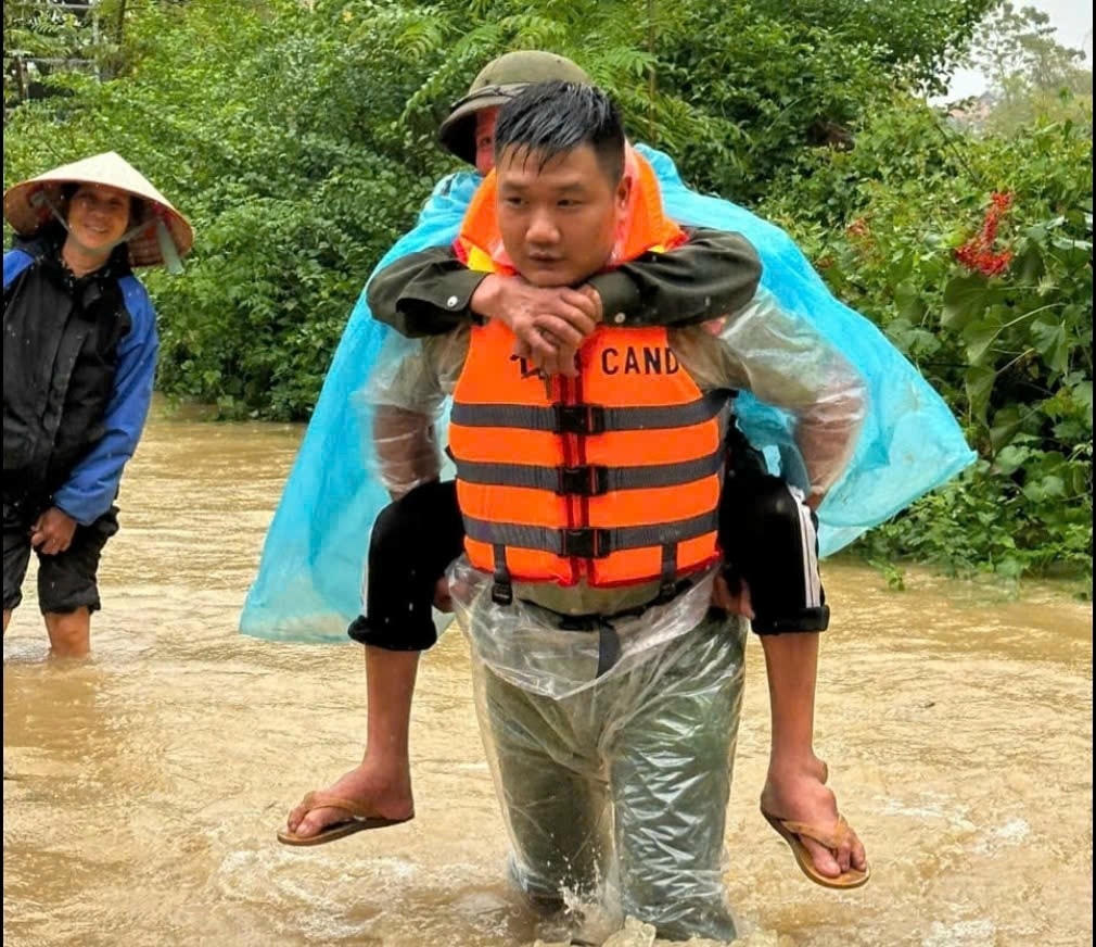 80 NĂM CÔNG AN NHÂN DÂN VIỆT NAM VỚI SỰ NGHIỆP XÂY DỰNG VÀ PHÁT TRIỂN KINH TẾ - XÃ HỘI CỦA ĐẤT NƯỚC- Ảnh 5.