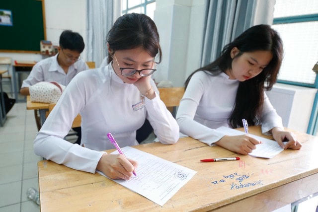 Lịch THI TỐT NGHIỆP THPT 2024 và những mốc thời gian cần LƯU Ý- Ảnh 1.