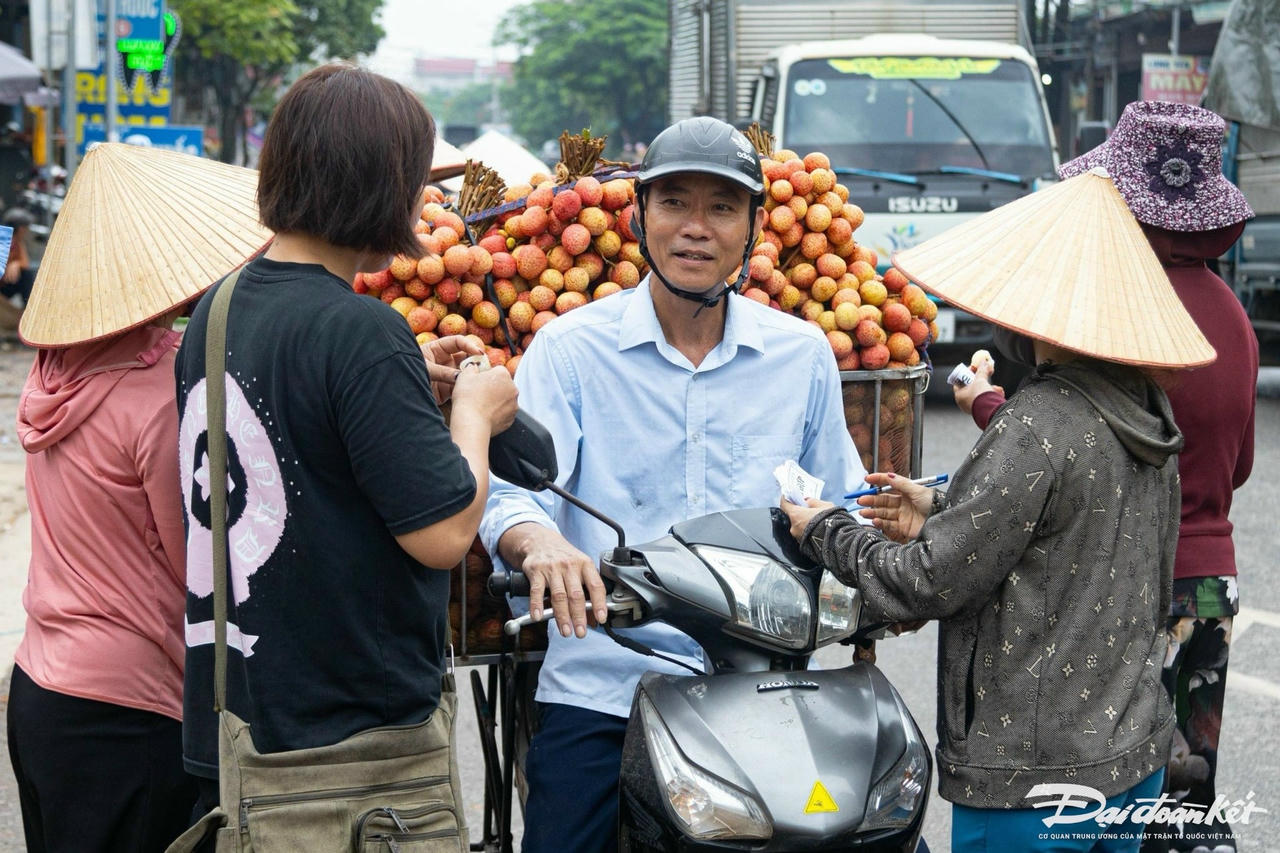 vai_thieu-le-khanh1.jpg