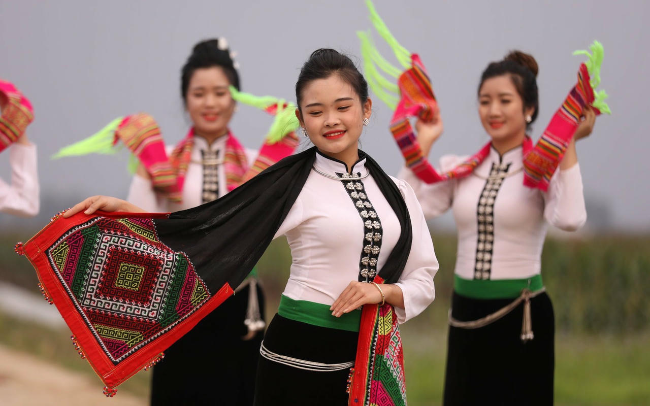 2-ve-dep-thieu-nu-thai-anh-thanh-mien.jpg