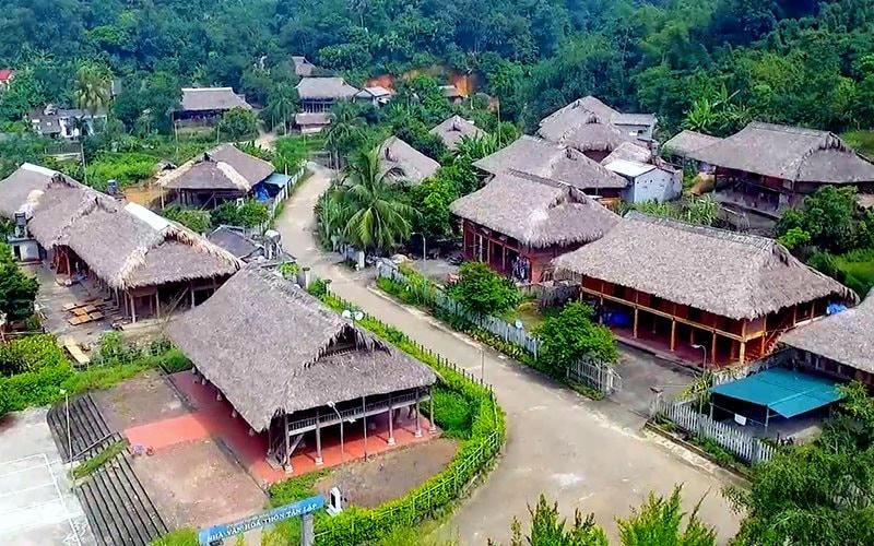 Làng văn hóa thôn Tân Lập, Tân Trào là một trong những địa danh quen thuộc thu hút được nhiều du khách thăm quan