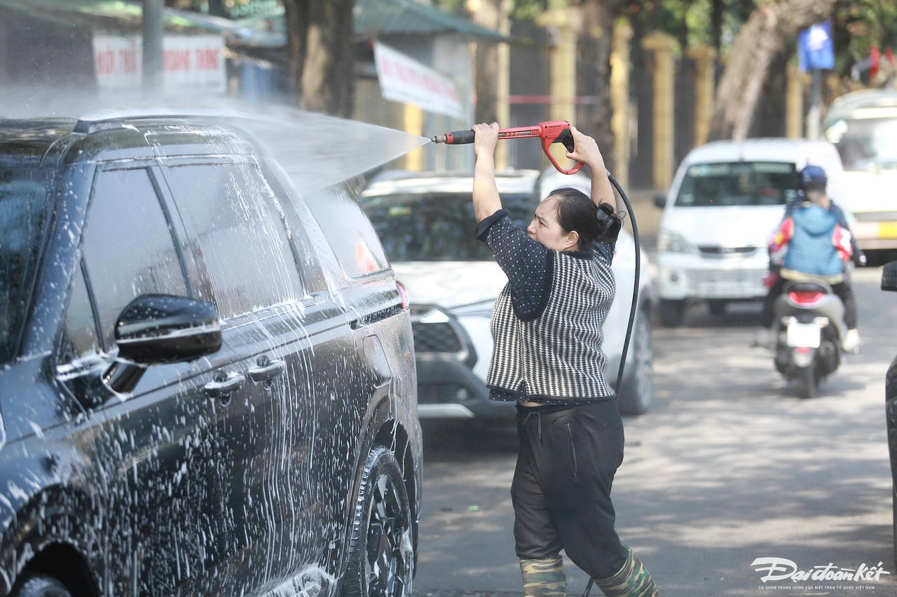 rua_xe-le-khanh2.jpg