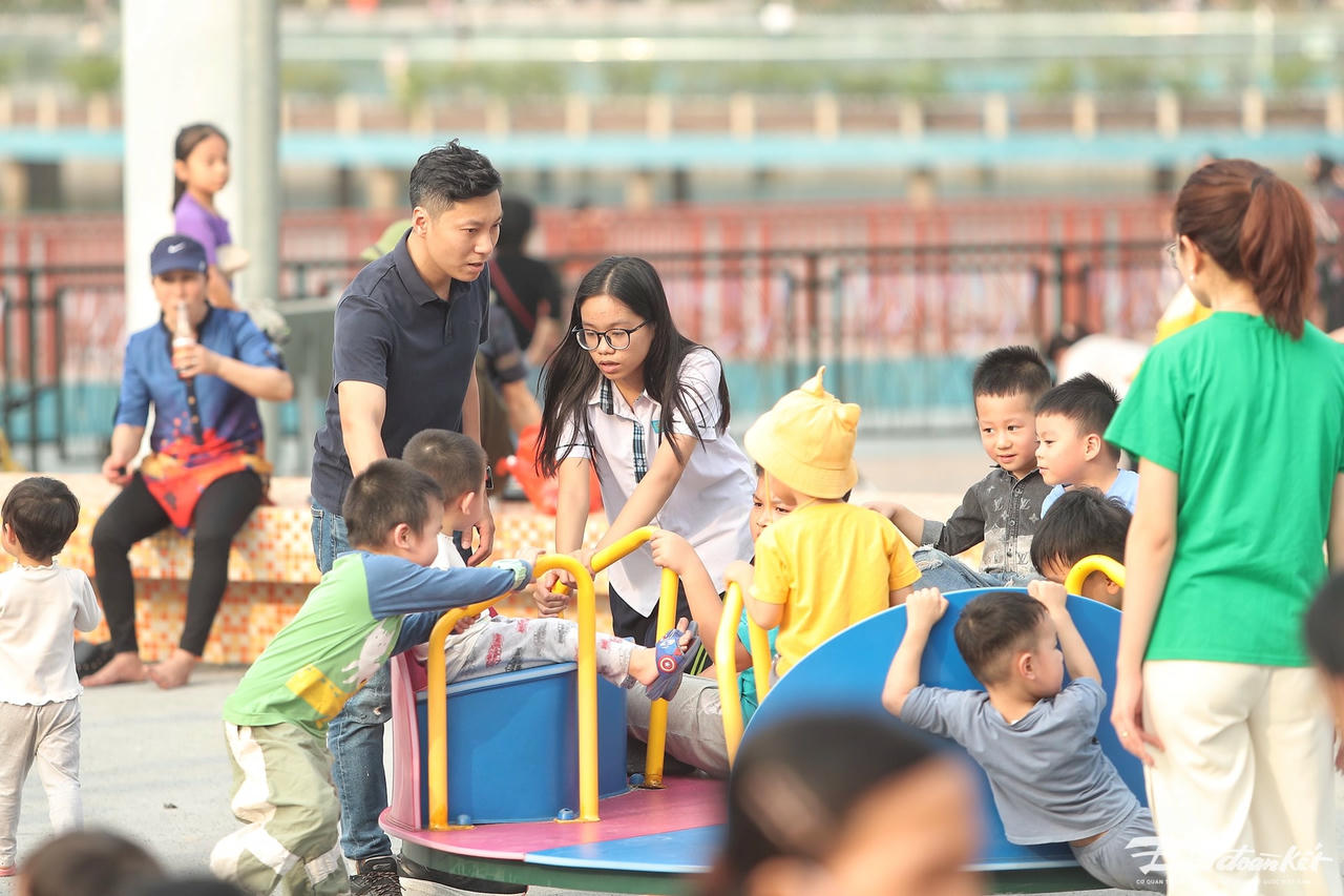 W_cong_vien_thien_van_hoc-le-khanh21.jpg