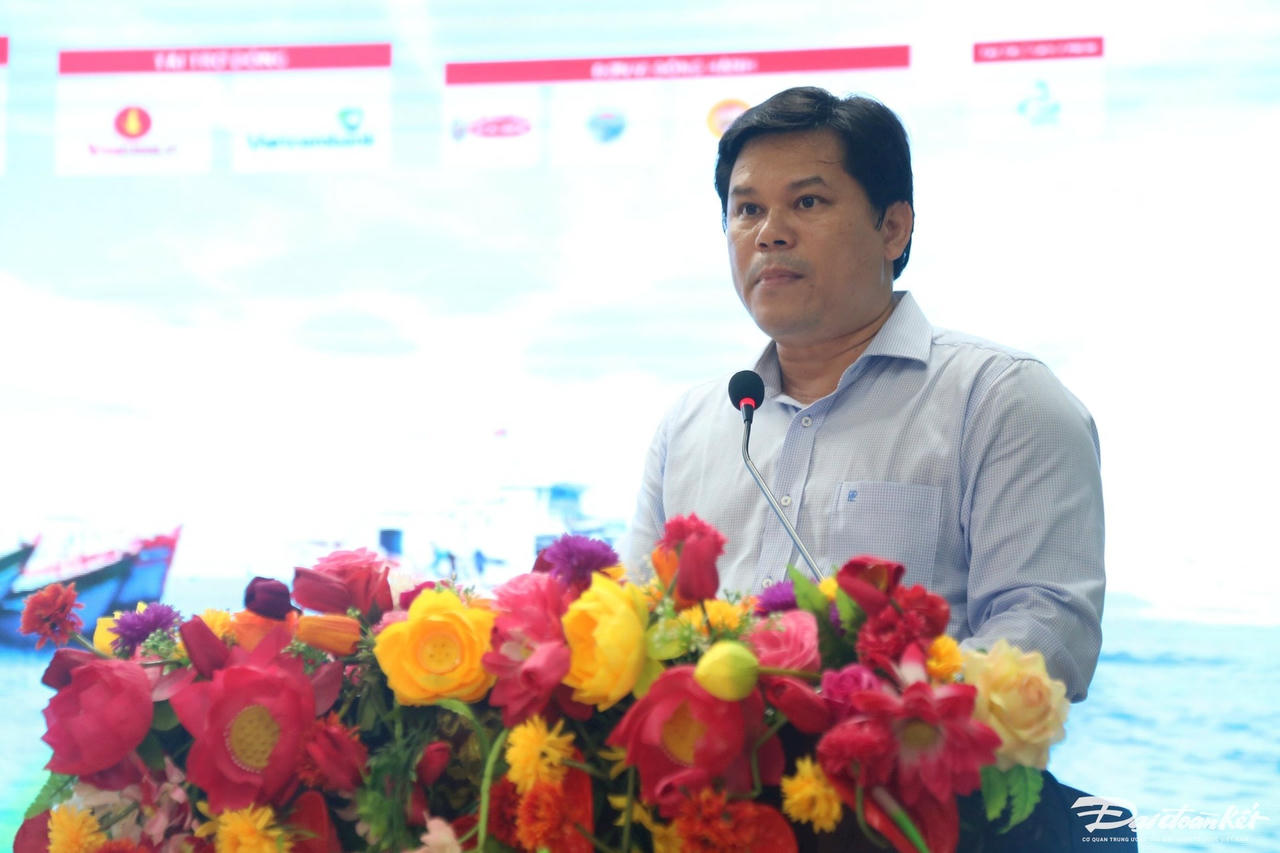 phat-bieu-1.jpg
