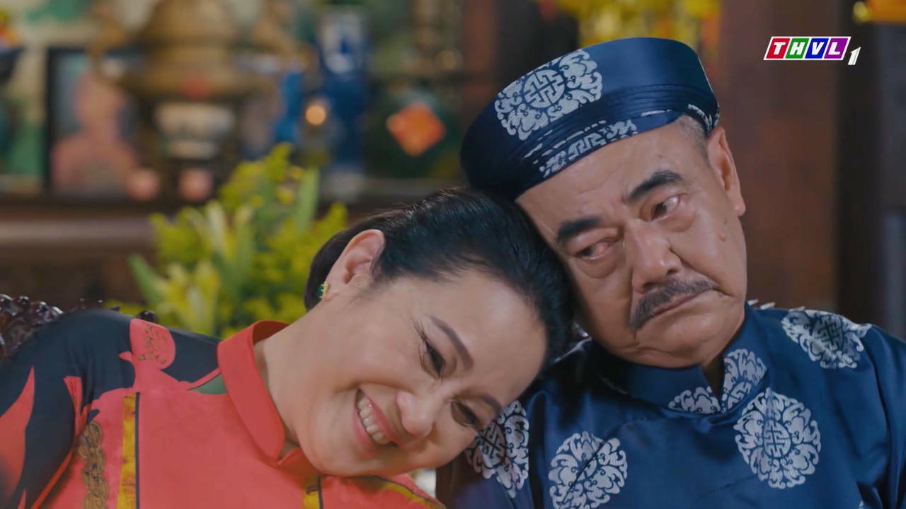 thanh-hang-nsnd-viet-anh-vo-chong-ba-chanh-.jpg