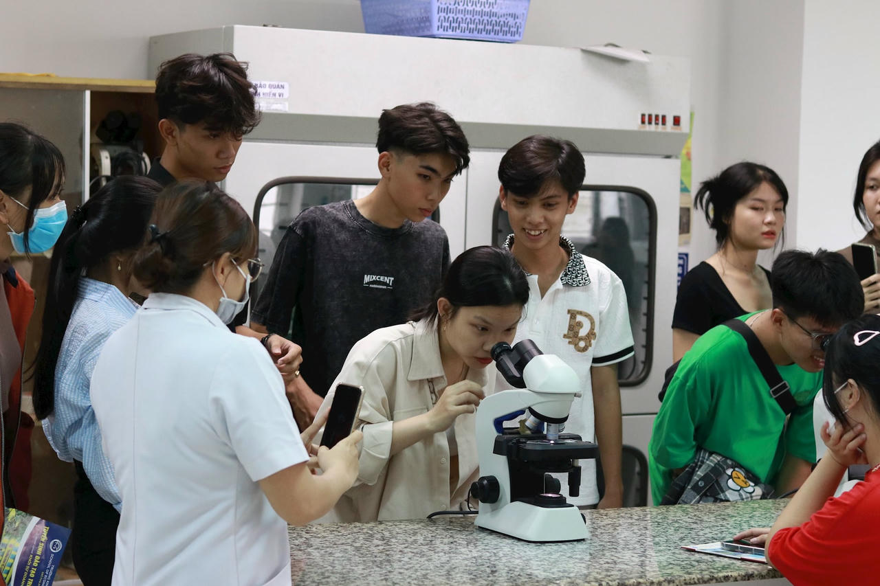 dai-hoc-tra-vinh-3.jpg