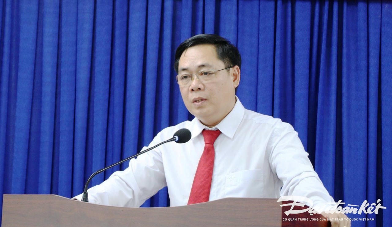 ong-anh-2.jpg
