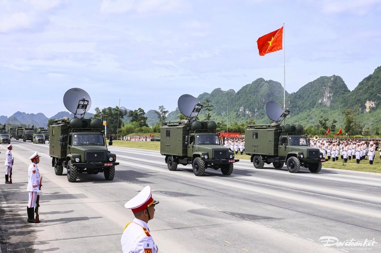 vinh6263(1).jpg