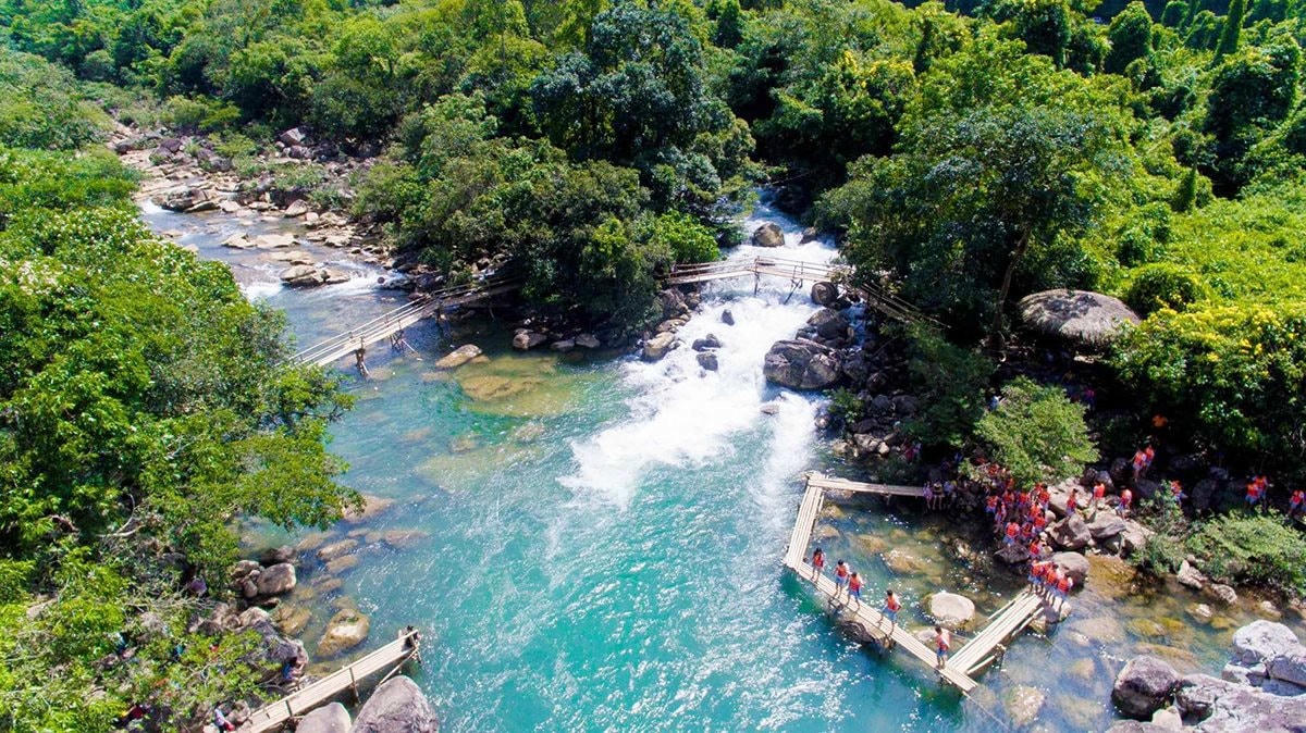 Động Phong Nha được giới thiệu ở trip 2 “những hang động nổi tiếng Quảng Bình”.