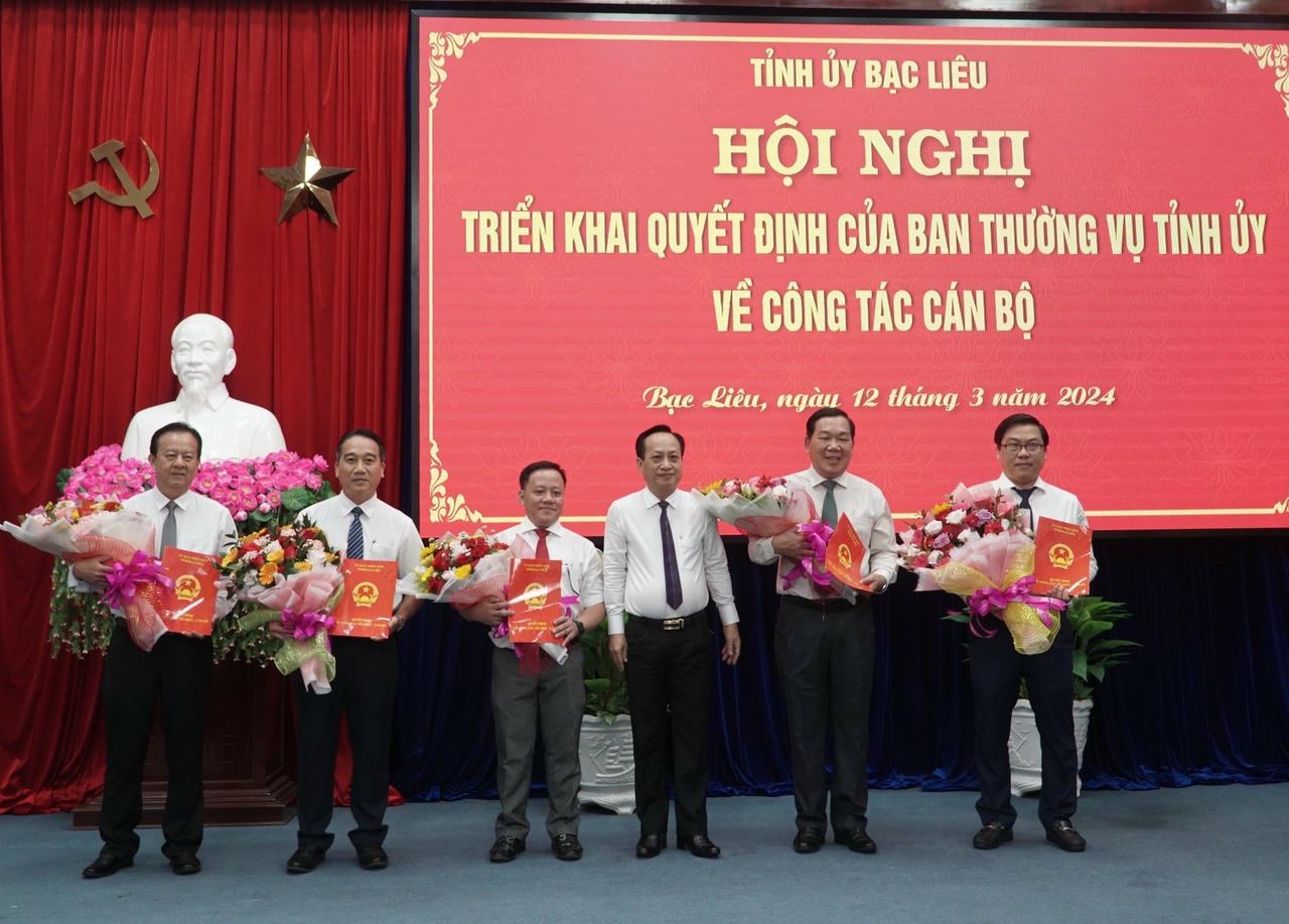 bo-nhiem-can-bo-ubnd.jpg
