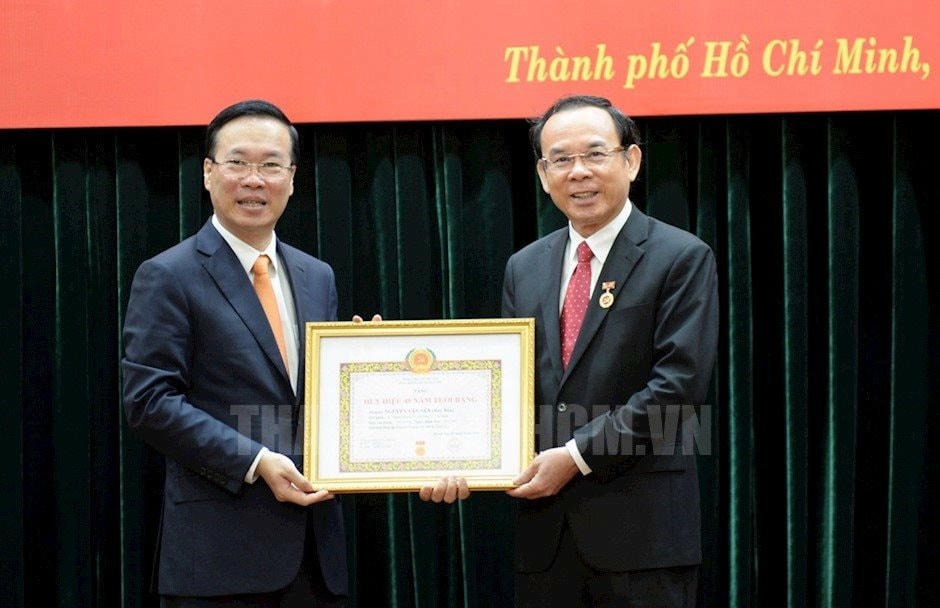 03-02-2024-tiep-tuc-phat-huy-chi-khi-cua-nguoi-cong-san-dong-gop-nhieu-hon-nua-cho-su-lon-m-8be95725-details.jpg